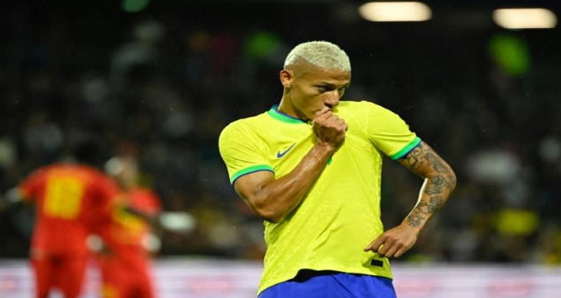 Brazil vs Ghana: Richarlison thi đấu thăng hoa